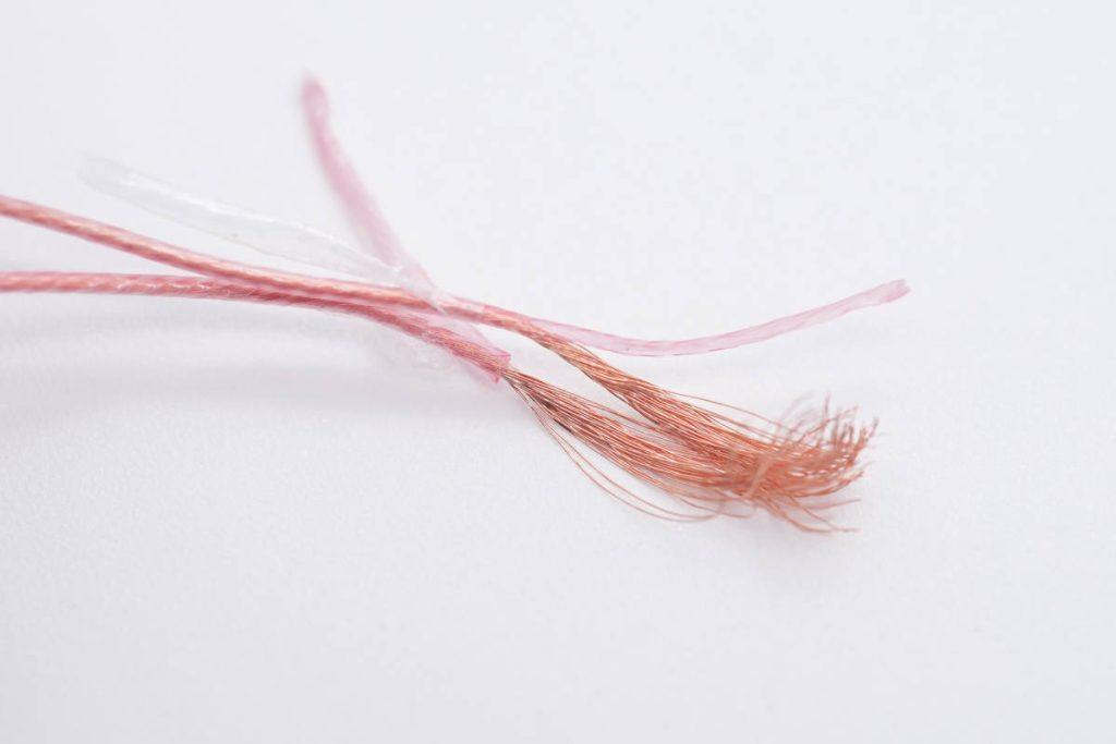 Teardown report: Apple's new USB-C to Lightning cable A2561