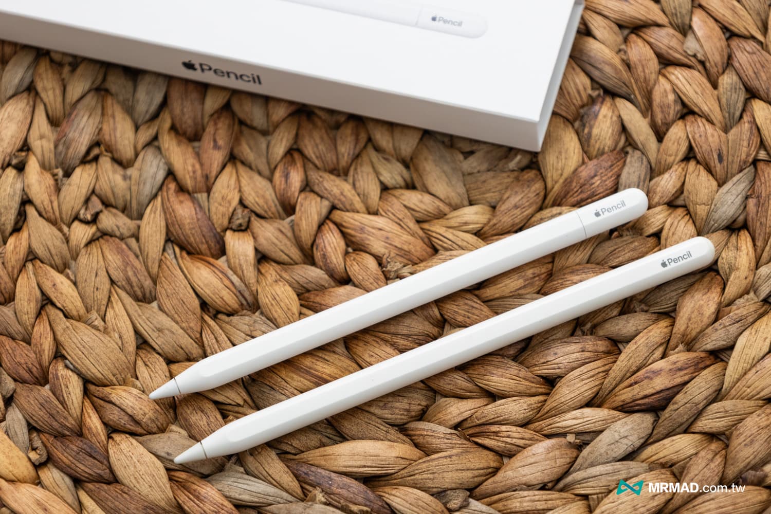 Apple Pencil USB-C Unboxing Review 4