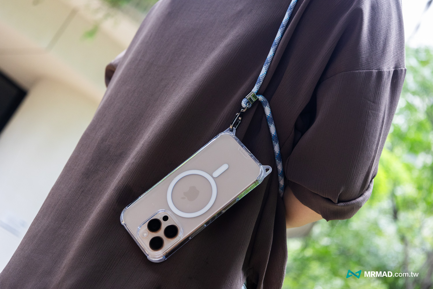 HODA iPhone 16 mobile phone lanyard 2
