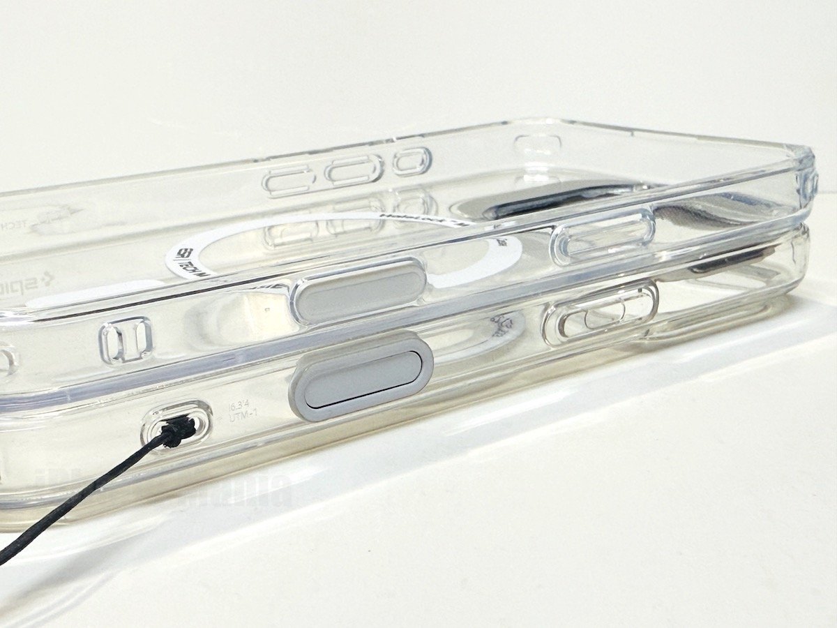 iPhone16 Pro ESR_6
