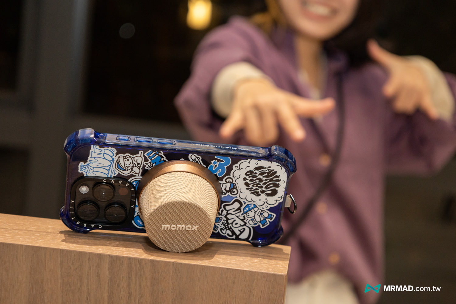 Momax 1-Vibe Go Unboxing 9