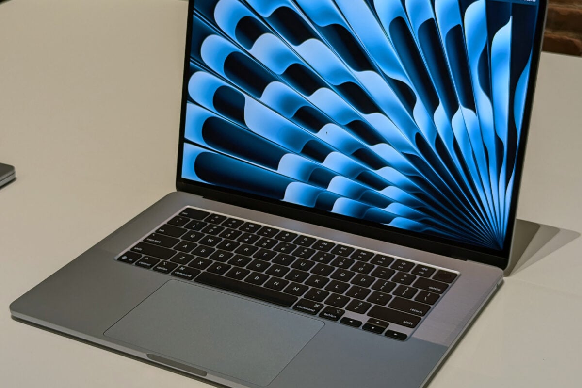 M4-MacBook-Air-Fionna-Agomuoh-8