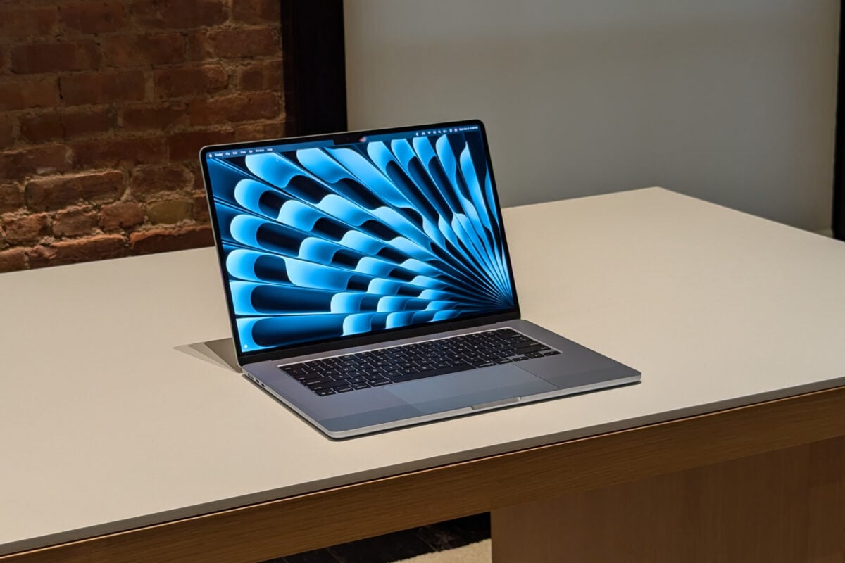 M4-MacBook-Air-Fionna-Agomuoh-10