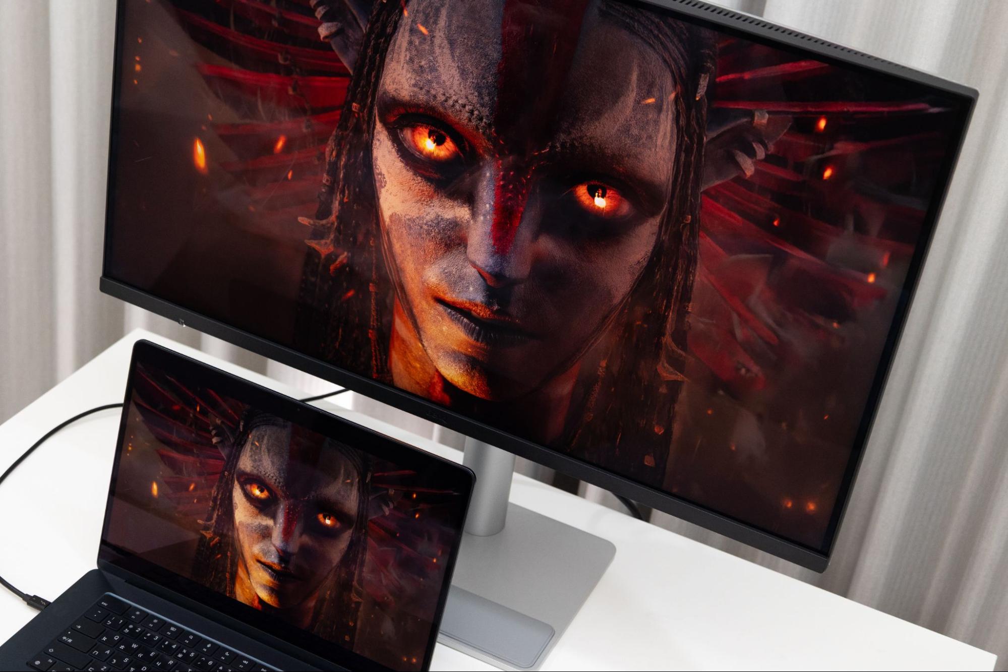 Benq MA320UG equipped with Nano Gloss mirror reflection and clarity measured 2