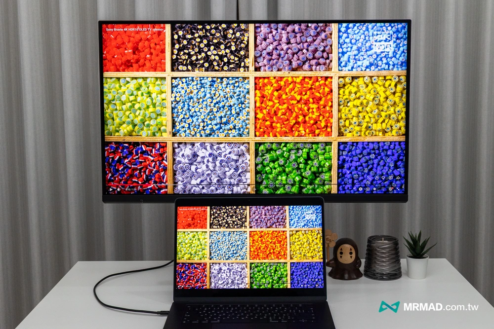 Comparison of MA320UG screen color performance and MacBook actual test 5