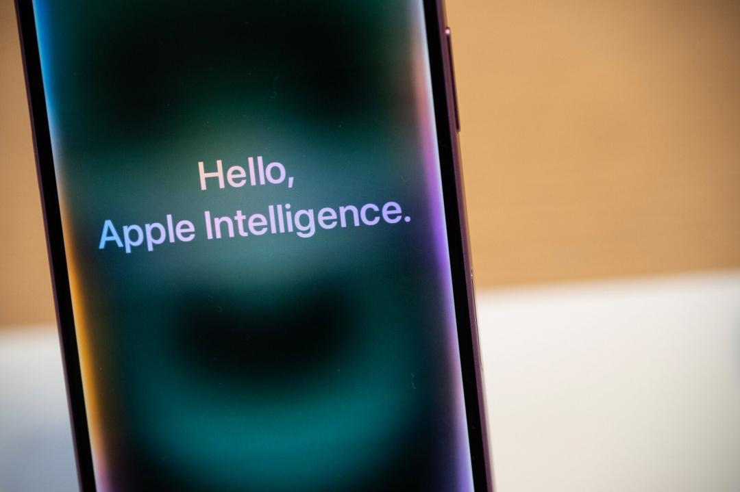 Apple has put forward more stringent hardware requirements for advanced functions of Apple Intelligence and Siri AI. (Photo/Reuters)