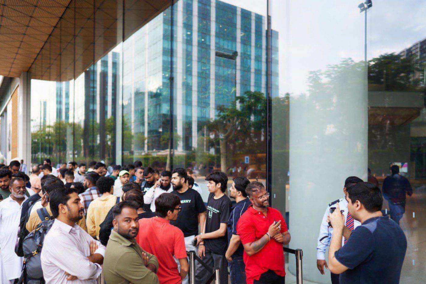 Customers queue outside Apple BKC in Mumbai